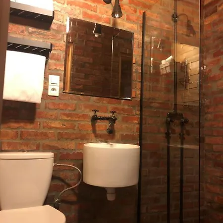 Swierkowe Wzgorze 木屋 *