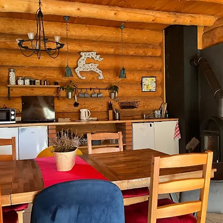 木屋 Swierkowe Wzgorze *