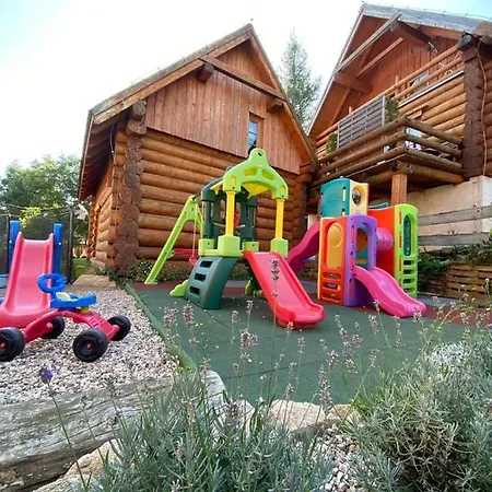 świerkowe Wzgórze Domek alpejski