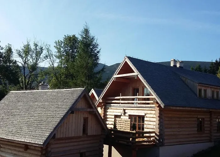 Swierkowe Wzgorze Alpesi faház *